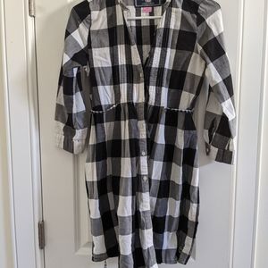 Victoria's Secret black and white shirt dress